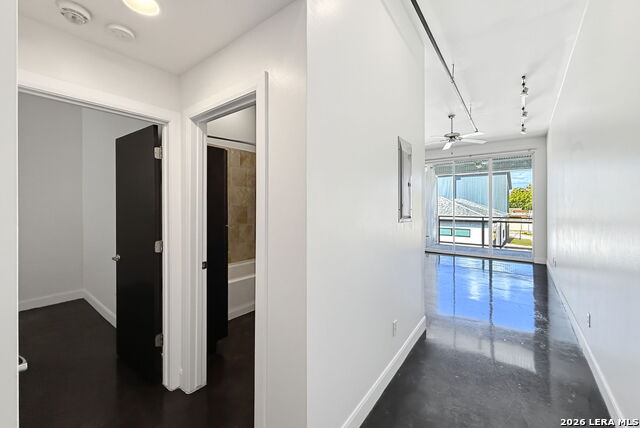831 S Flores Street Property Photo 13
