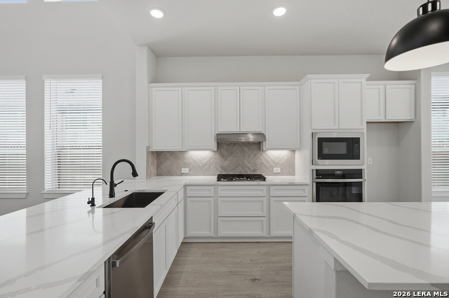 9421 Mattock Property Photo 20
