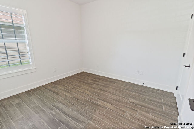 1125 Cedar Grove Trl Property Photo 7