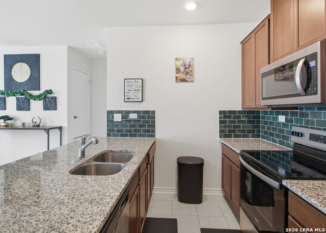 4731 Plaza Ctr Property Photo 8