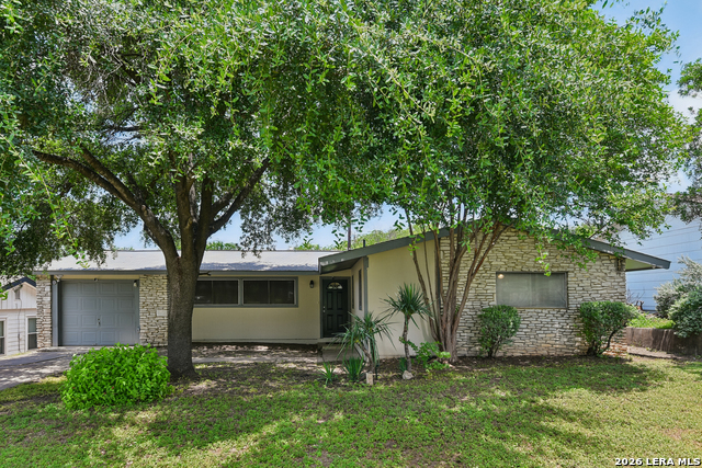 3307 Shady Springs Property Photo 1