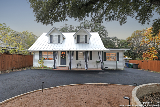 335 RAINBOW DR
