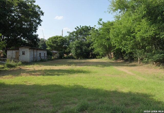 1121 King Ave Property Photo 4