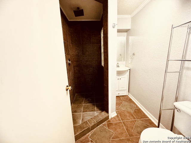 211 Leming Dr Property Photo 7