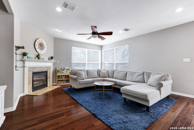20703 Wild Springs Dr Property Photo 6