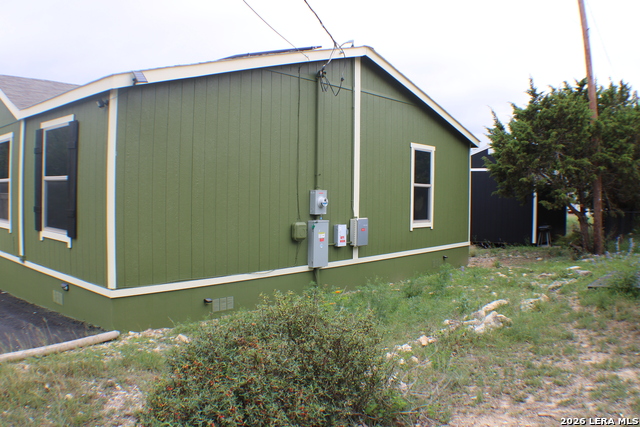 1824 Live Oak Property Photo 3