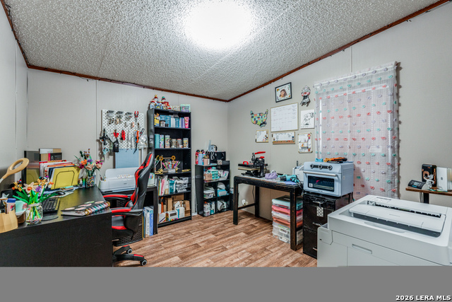 1824 Live Oak Property Photo 9