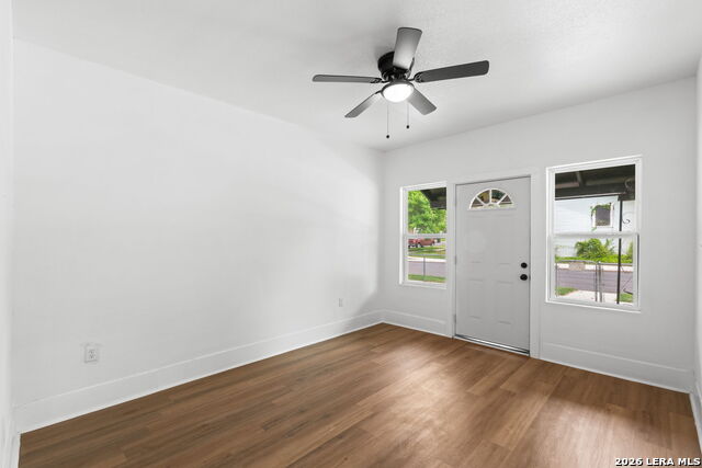 1200 W Magnolia Ave Property Photo 5