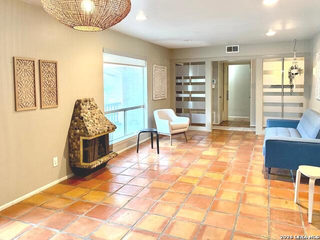 8915 Datapoint Dr Property Photo 7