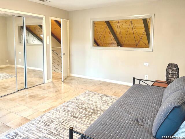 8915 Datapoint Dr Property Photo 24