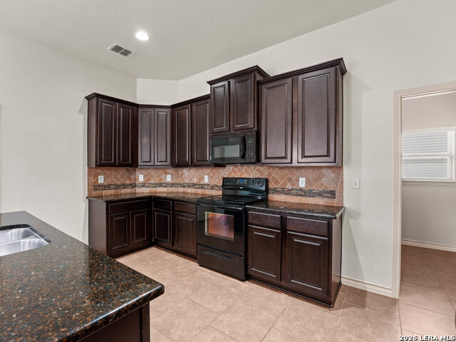 634 Saddle House Property Photo 12
