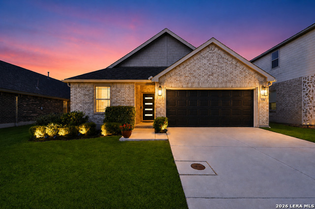 106 Giverny Property Photo 1