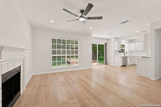 333 Sunrose Ln Property Photo 5