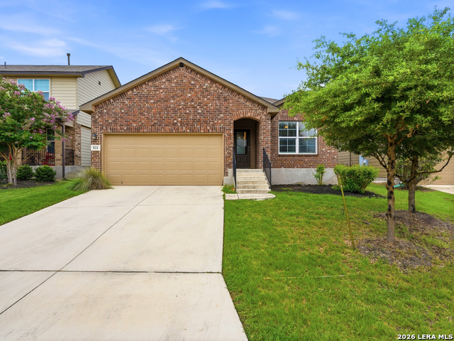 831 Red Crossbill Property Photo 1