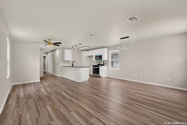 7731 Nopalitos Cove Property Photo 4