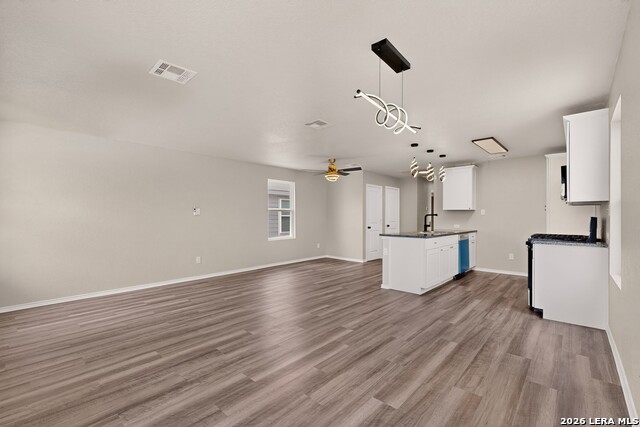 7731 Nopalitos Cove Property Photo 7