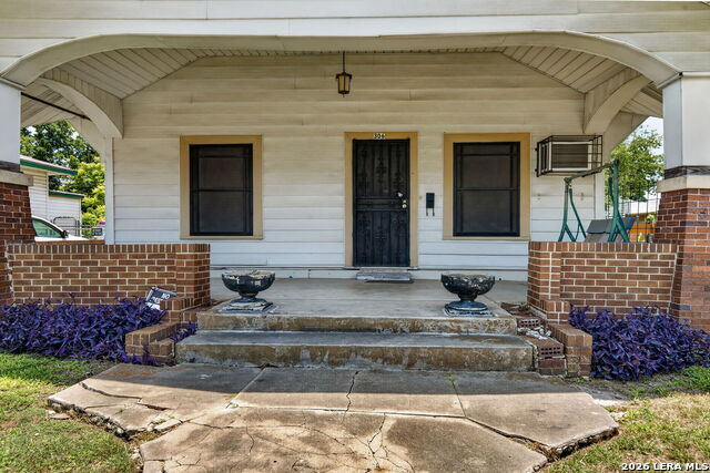306 Jennings Property Photo 1