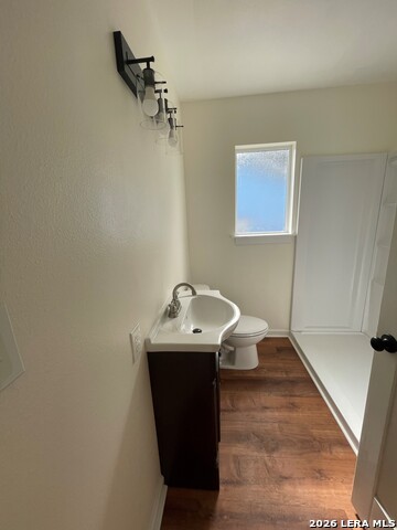 1507 W Hilderbrand Property Photo 7