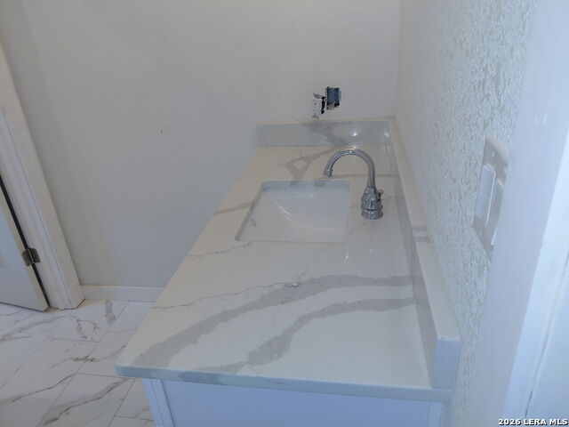209 Eleanor Ave Property Photo 6