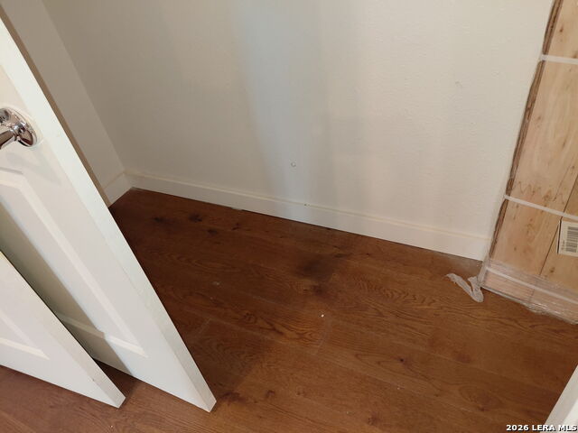 209 Eleanor Ave Property Photo 7