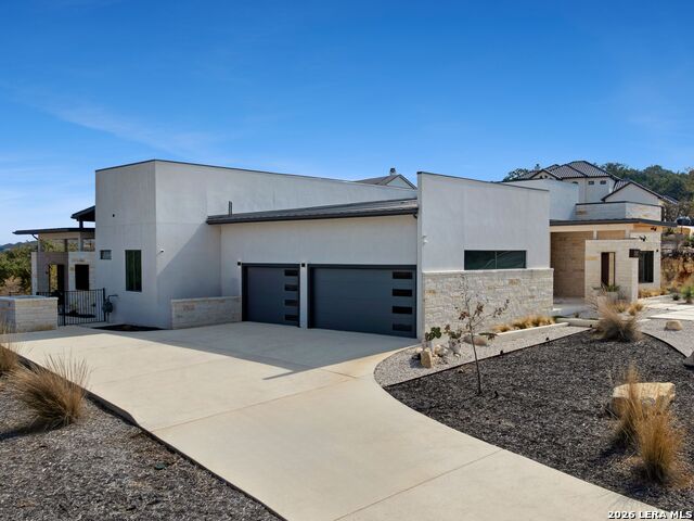 24108 Tres Arroyos Property Photo 2