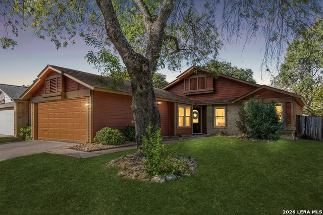 9231 DEER VLG Property Photo 1