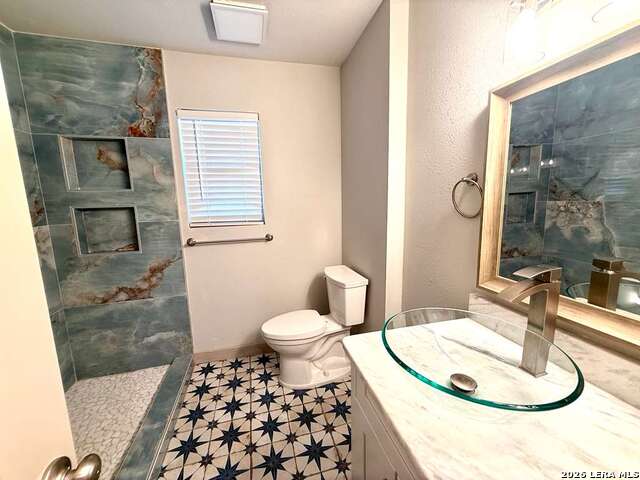 2458 Aj Dr Property Photo 22