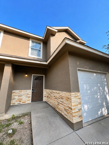 5016 FLIPPER DR Property Photo 1