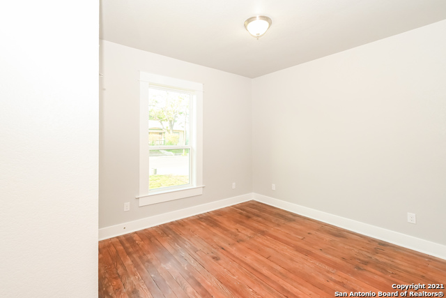 523 Porter St Property Photo 26