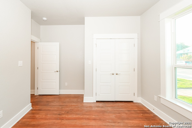 523 Porter St Property Photo 29
