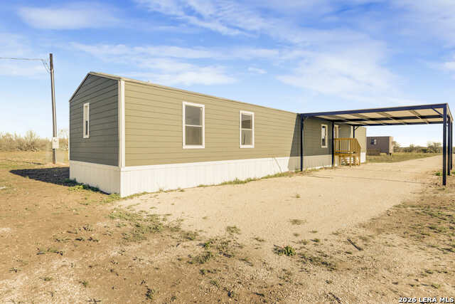 2811 Cr 467 Property Photo 1