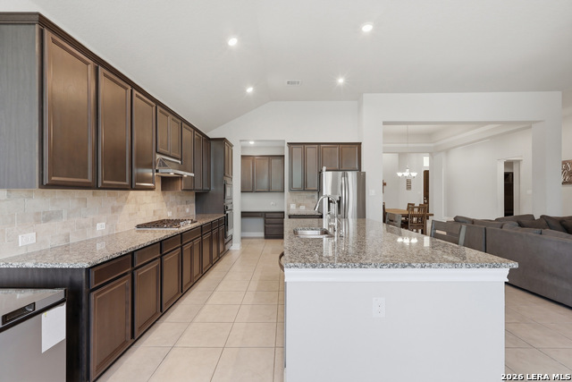 19014 Summer Hvn Property Photo 5