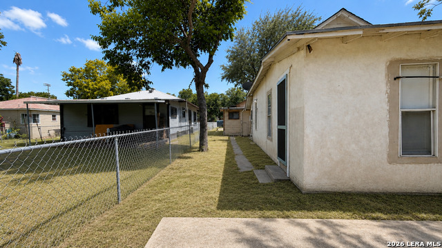 1817 San Luis Property Photo 9