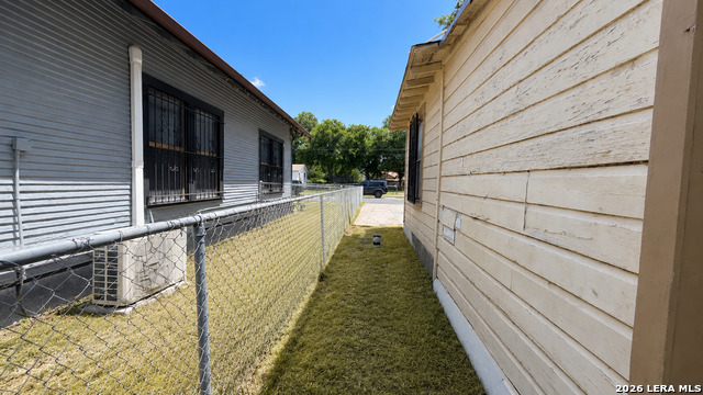 1817 San Luis Property Photo 12