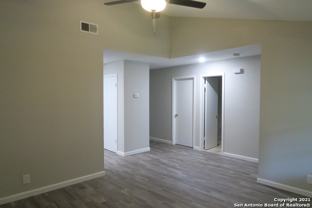 8720 Welles Hbr Property Photo 5