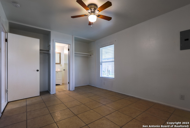 5434 Plumtree Dr Property Photo 6