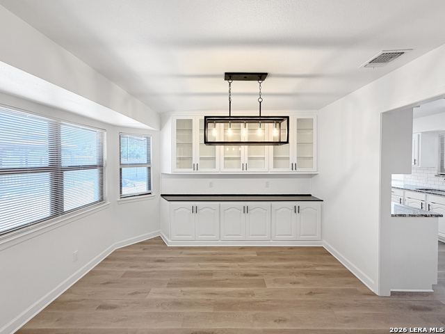 8346 Athenian Property Photo 15