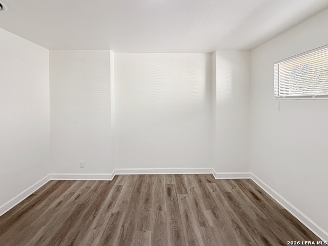 8346 Athenian Property Photo 32