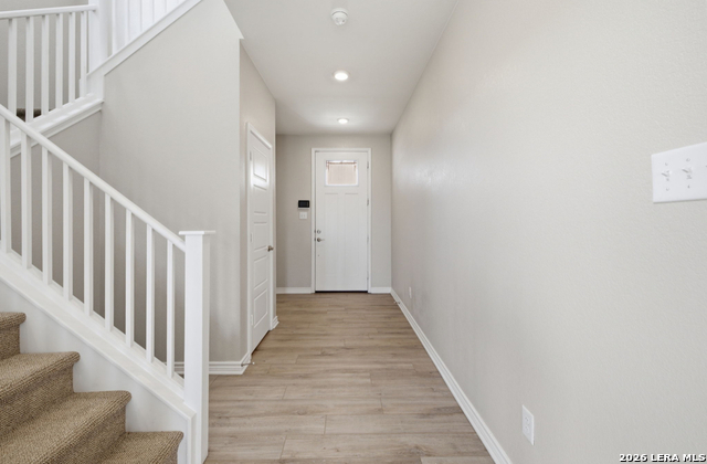 118 E Granite Shoals Property Photo 3