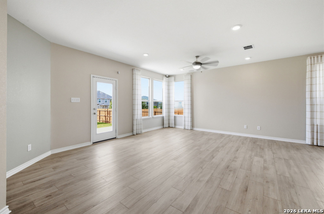 118 E Granite Shoals Property Photo 8