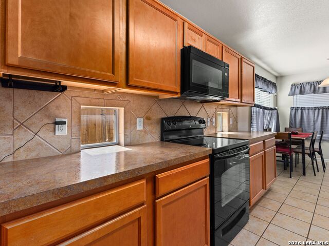 348 King Elder Ln Property Photo 19