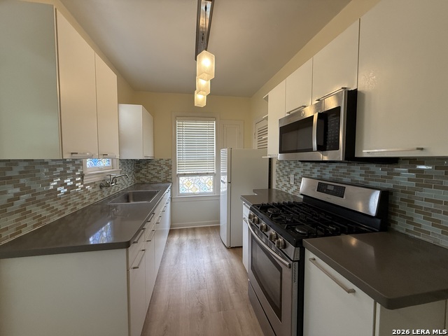 6711 Broadway Property Photo 13