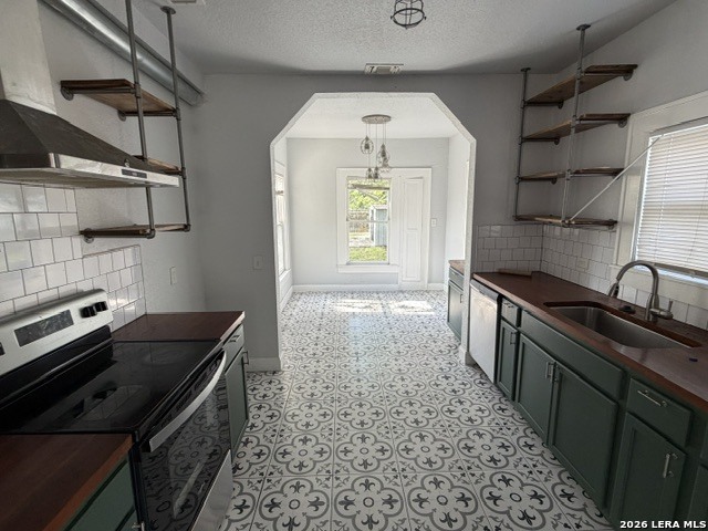 703 Avant Property Photo 3