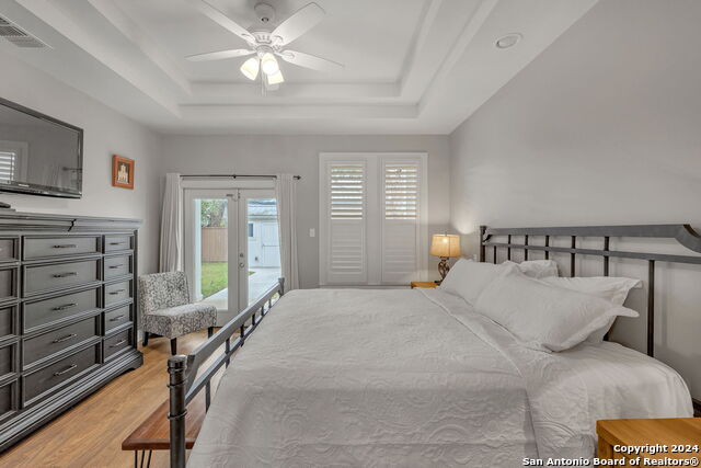 728 E Guenther St Property Photo 22