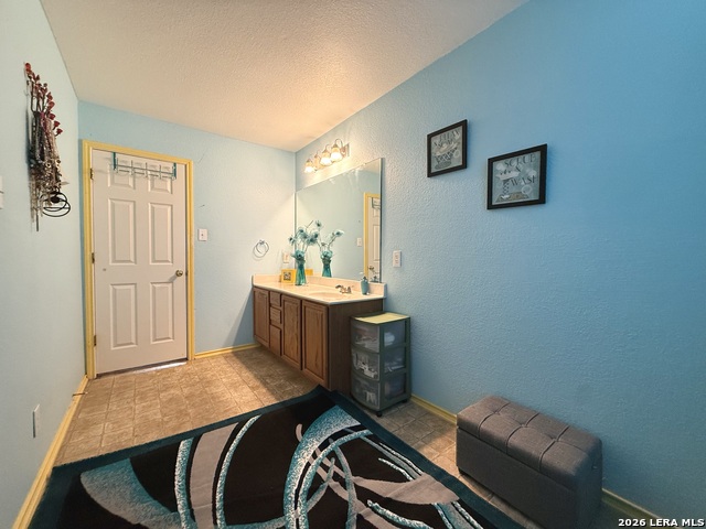 1235 Autumn Moon Property Photo 18