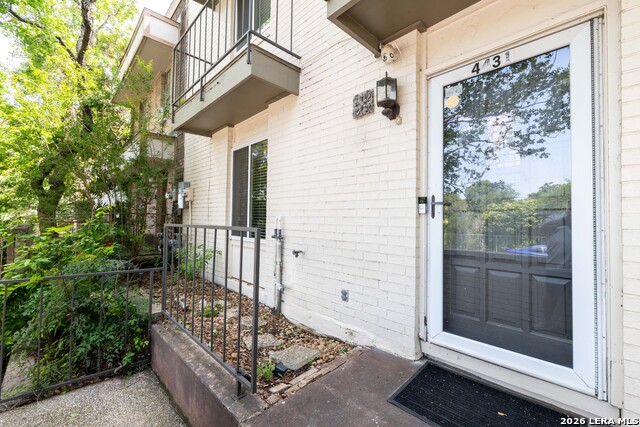 4431 Allentown St Property Photo 5