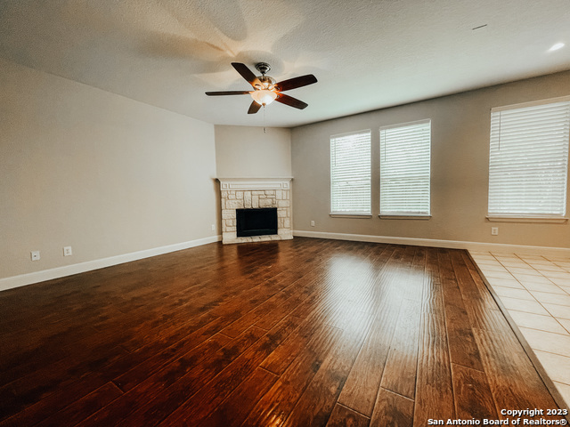 7738 Paraiso Cir Property Photo 6