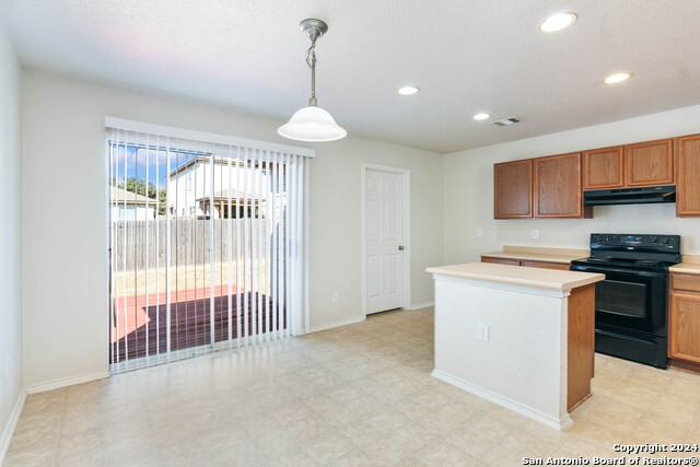 1531 Ambush Crk Property Photo 5