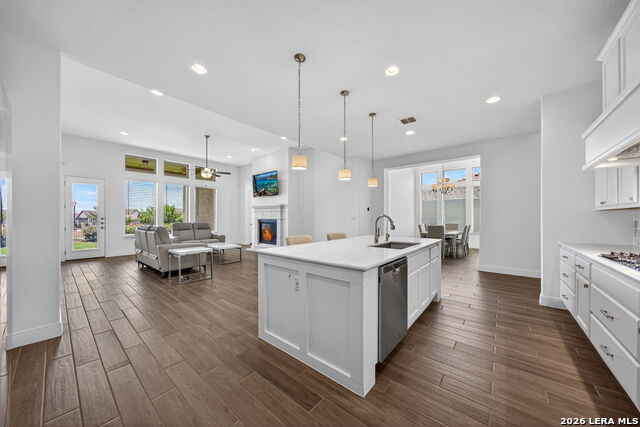 23218 Curvado Property Photo 16