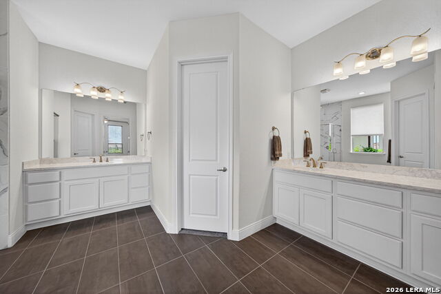 23218 Curvado Property Photo 30